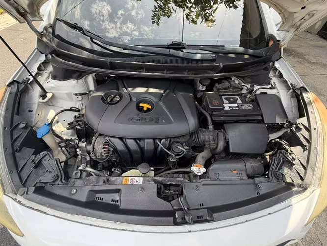 VENDO HYUNDAI GT AÑO 2017. $7,500 negociables