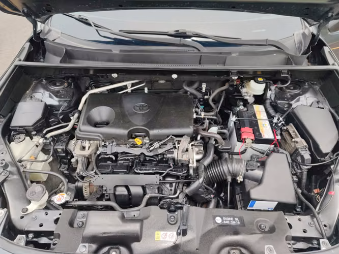 TOYOTA RAV 4 , 2019 , CERO CODIGOS,TODO EN EXCELENTE ESTADO TARJETA A MI NOMBRE - Imagen 10