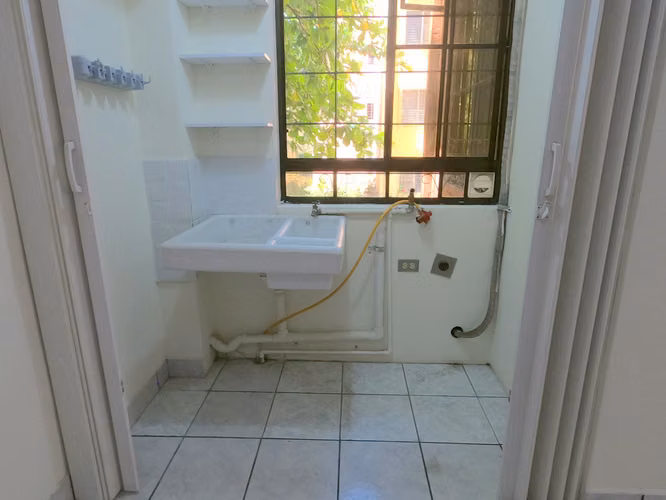 Alquilo Apto. Condominio Monte Maria Edificio D 2° Nivel. Elegante y Full Finos acabados 