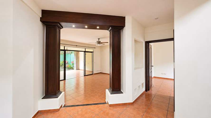 Cumbres de Cuscatlán, casa en venta, res. privado. - Imagen 7