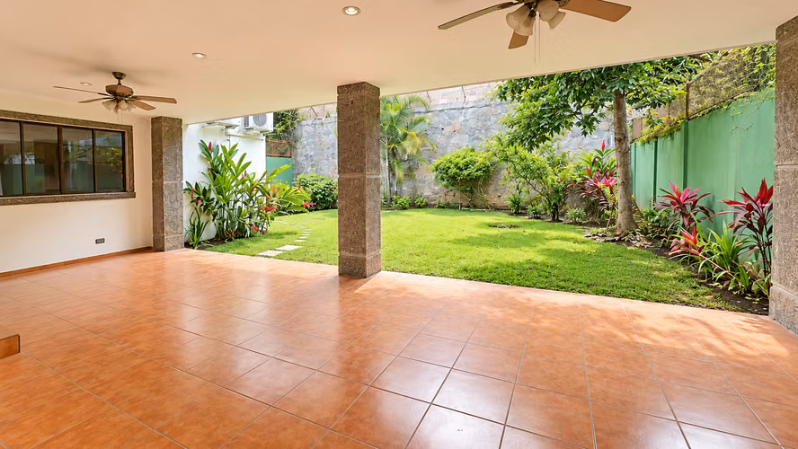 Cumbres de Cuscatlán, casa en venta, res. privado. - Imagen 4