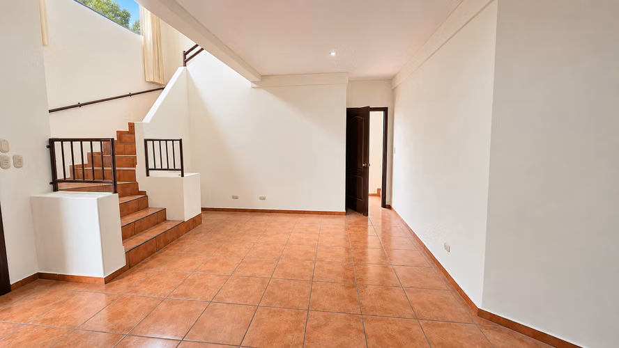 Cumbres de Cuscatlán, casa en venta, res. privado. - Imagen 6