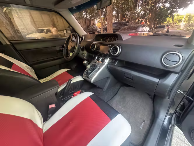 SCION XB ESTÁNDAR 2012  - Imagen 7