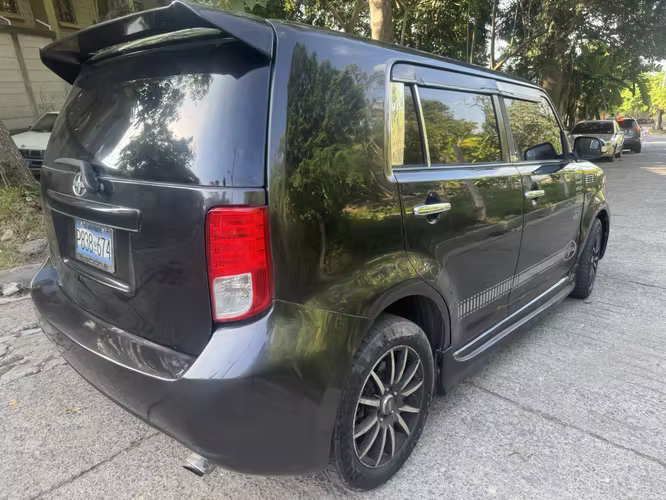 SCION XB ESTÁNDAR 2012  - Imagen 4