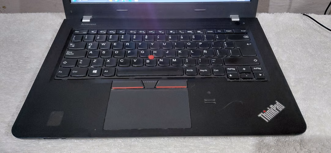 VENDO LAPTOP SLIM LENOVO THINKPAD iCORE 3 4GB RAM Y 120GB DISCO  - Imagen 3