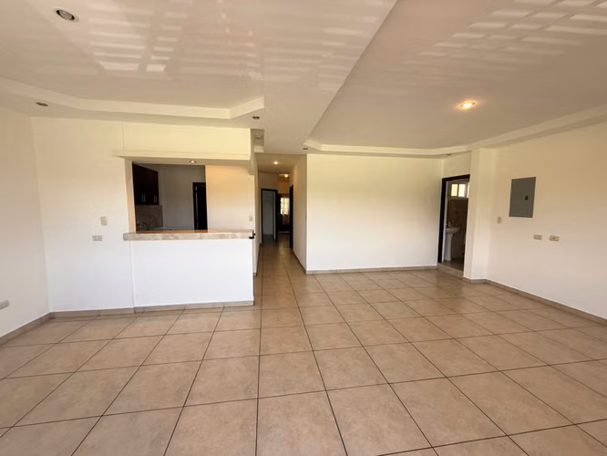 SE ALQUILA APARTAMENTO TORRE KAIROS LOMAS DE SAN FRANCISCO, VACIÓ, tiene 120 mts2, 3 habitaciones, área de servicio comp - Imagen 2