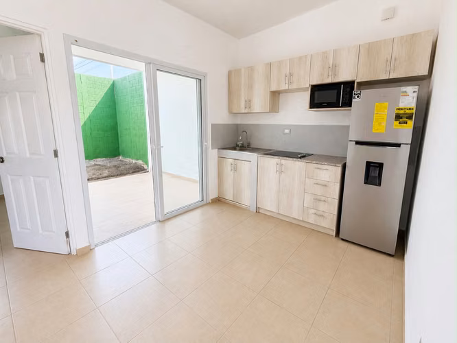 Venta Directa – Modelo Luxor de Esquina en Ciudad Marsella, Cerca de Piscina – $77,500 - Imagen 3