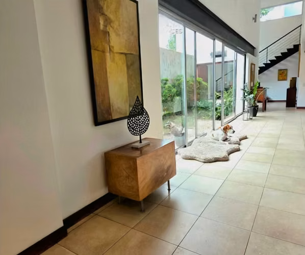 VENTA DE CASA EN Las Piletas III, Santa TeclaUNA RESIDENCIA EXTRAORDINARIA PARA QUIENES BUSCAN ALGO FUERA DE LO COMÚN - Imagen 3