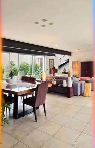 VENTA DE CASA EN Las Piletas III, Santa TeclaUNA RESIDENCIA EXTRAORDINARIA PARA QUIENES BUSCAN ALGO FUERA DE LO COMÚN