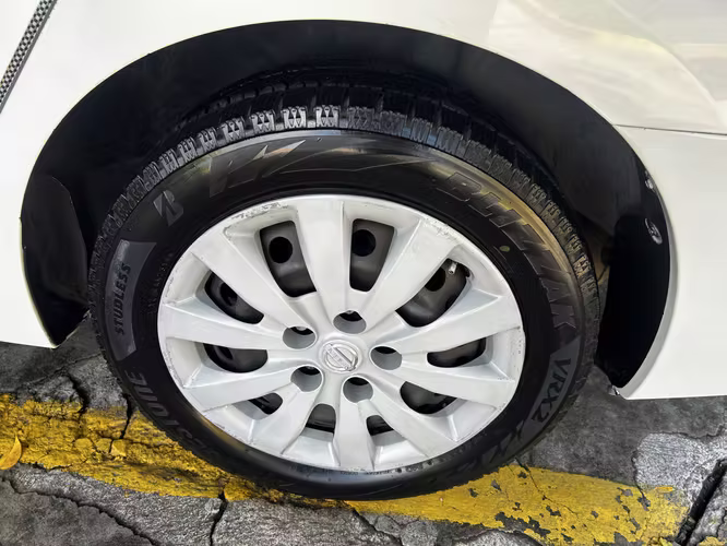 Nissan Sentra 2015 SV negociable 