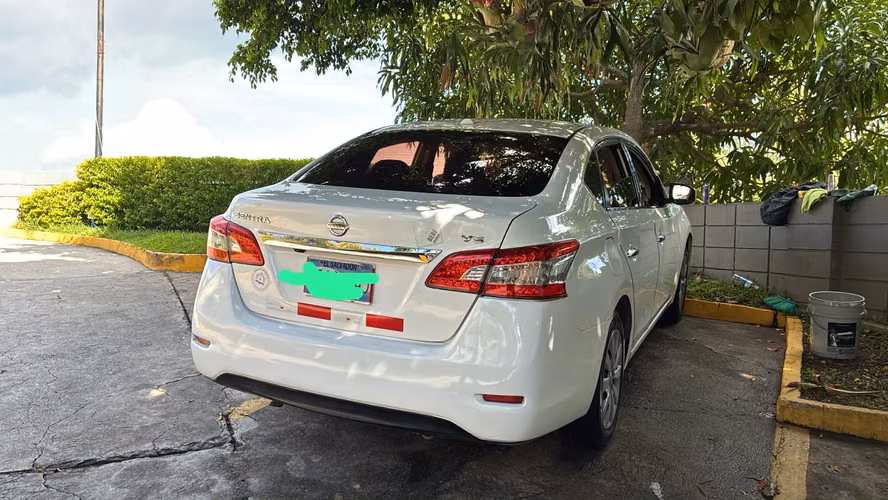 Nissan Sentra 2015 SV negociable 