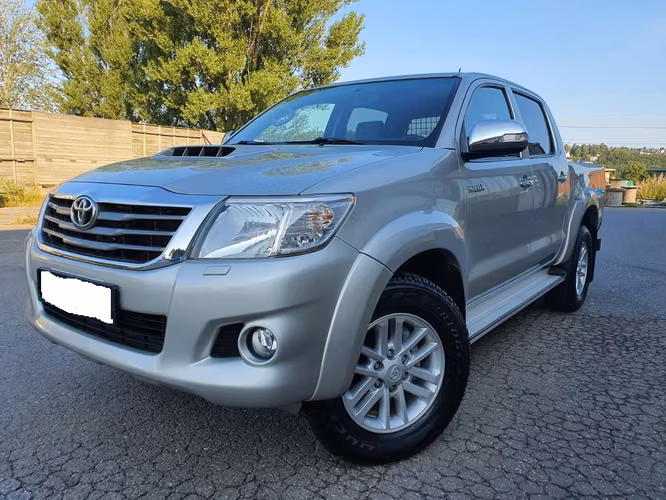 Toyota Hilux 