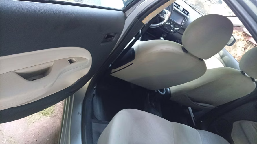 Mitsubishi Mirage g4 como nuevo sin detalles 97 millas sin detalles