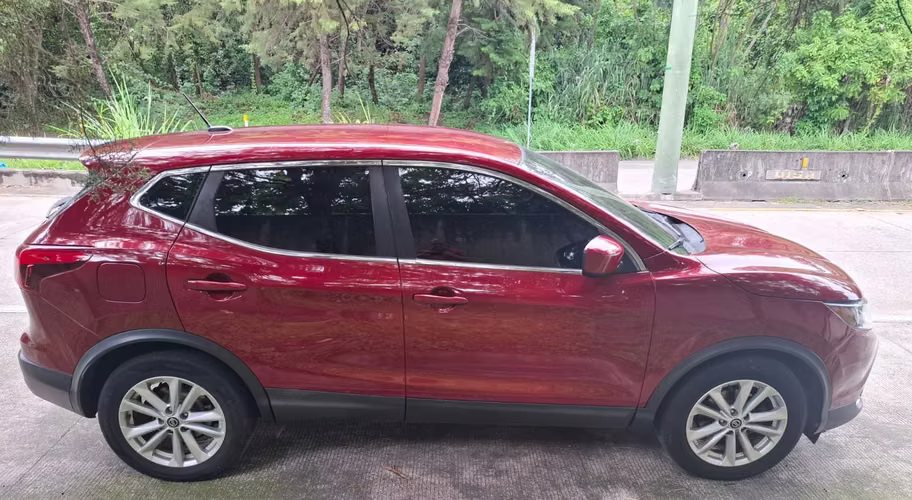 Se vende nissan roge sport 4x4