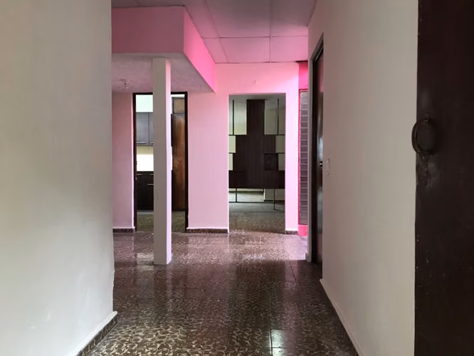 Miralvalle!! alquiló casa ampia para vivienda u oficina, zona Selectos  y Dola City - Imagen 11