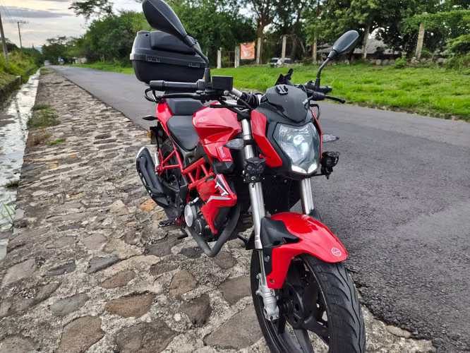 Benelli TNT  - Imagen 2