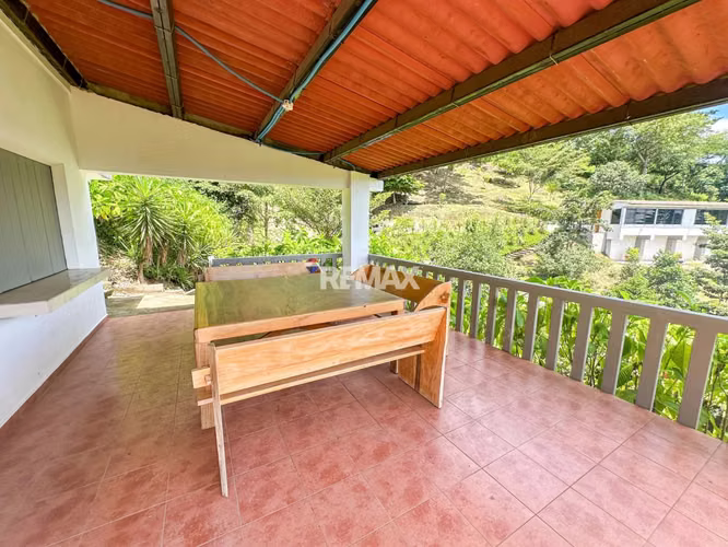Hacienda de Recreo con Vista al Volcán de San Salvador — Tepecoyo, La Libertad