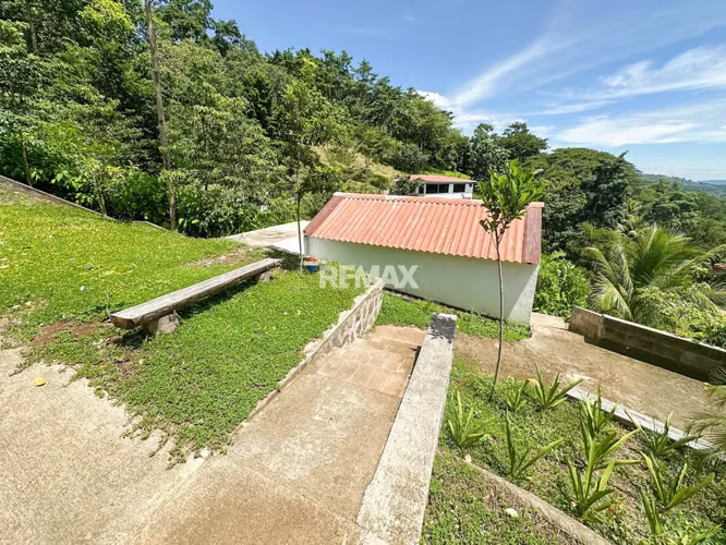 Hacienda de Recreo con Vista al Volcán de San Salvador — Tepecoyo, La Libertad