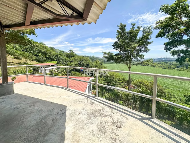 Hacienda de Recreo con Vista al Volcán de San Salvador — Tepecoyo, La Libertad