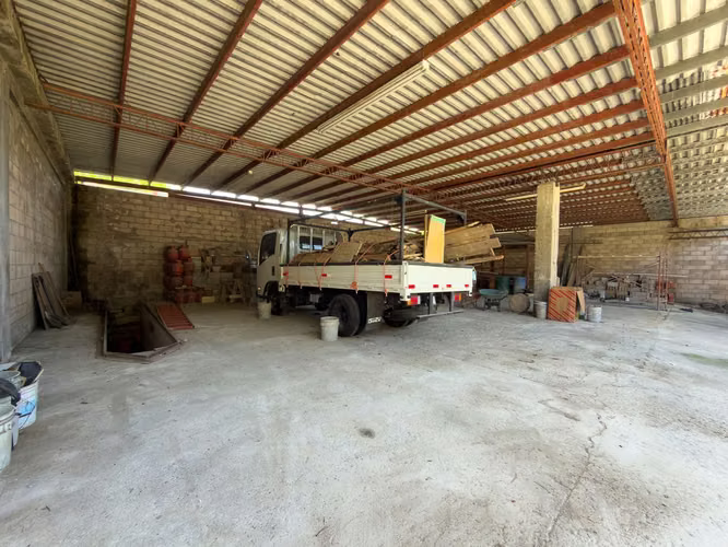 EN ALQUILER | LOCAL COMERCIAL Y BODEGA EN SAN MARTÍN, SAN SALVADOR - Imagen 4