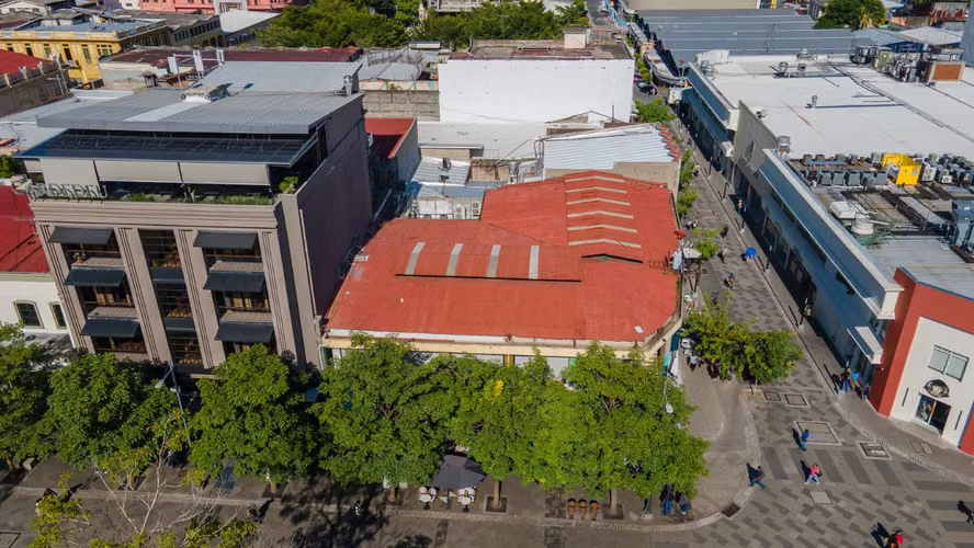 PLAZA COMERCIAL EN VENTA | CENTRO HISTÓRICO, SAN SALVADOR / EL SALVADOR - Imagen 3
