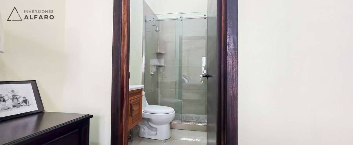 Modernas casas de lujo en Residencial Privada Villa Suiza, Metapán 