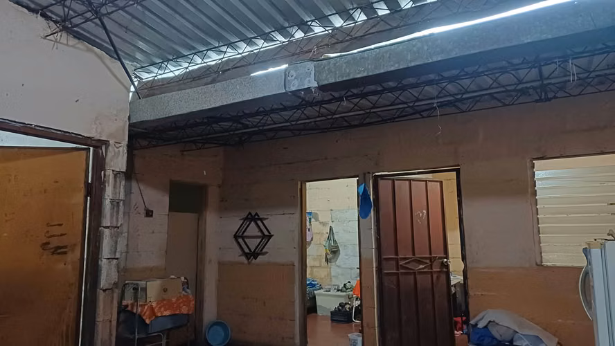 Se venden un lote y una casa en la zona del lago de Coatepeque  - Imagen 3