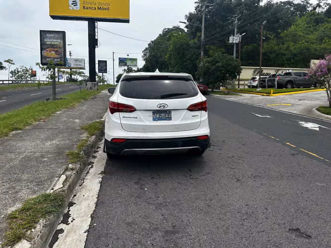  HYUNDAI SANTA FE SPORT 2013 – 2.4