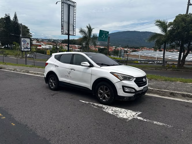 HYUNDAI SANTA FE SPORT 2013 - 2.4
