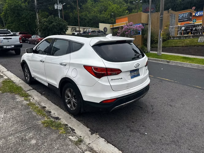  HYUNDAI SANTA FE SPORT 2013 – 2.4
