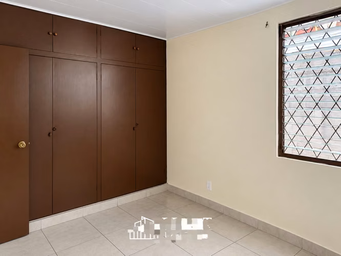 CASA EN VENTA EN LA COLONIA LAICO YA REMODELADA  - Imagen 5