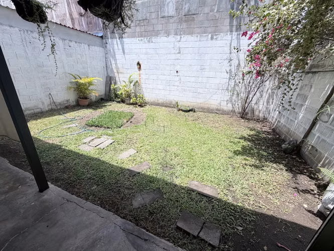 Casa en PASEO el PRADO con 4 Cuartos y 4 Baños  - Imagen 7