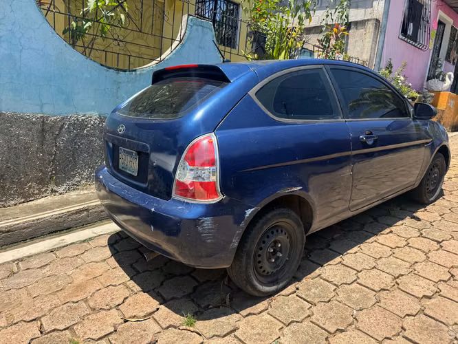 Vendo accent 2008 standar súper economico con aire acondicionado camara retroceso