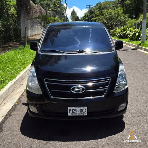 HYUNDAI GRAND STAREX 2018
