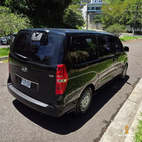 HYUNDAI GRAND STAREX 2018