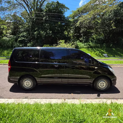 HYUNDAI GRAND STAREX 2018