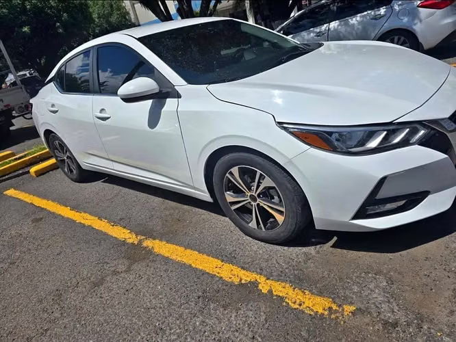 Nissan sentra 2021 sv  - Imagen 9
