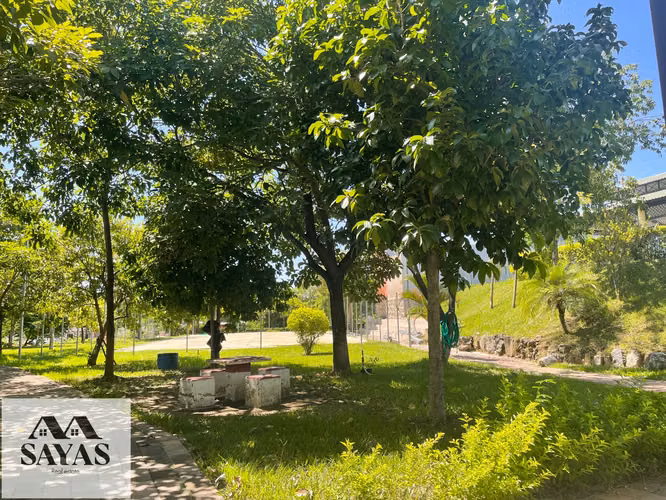 CASA CON TERRENO PARA FUTURAS CONSTRUCCIONES EN QUEZALTEPEQUE, LA LIBERTAD  - Imagen 14