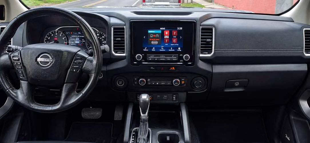 Nissan Frontier 2023