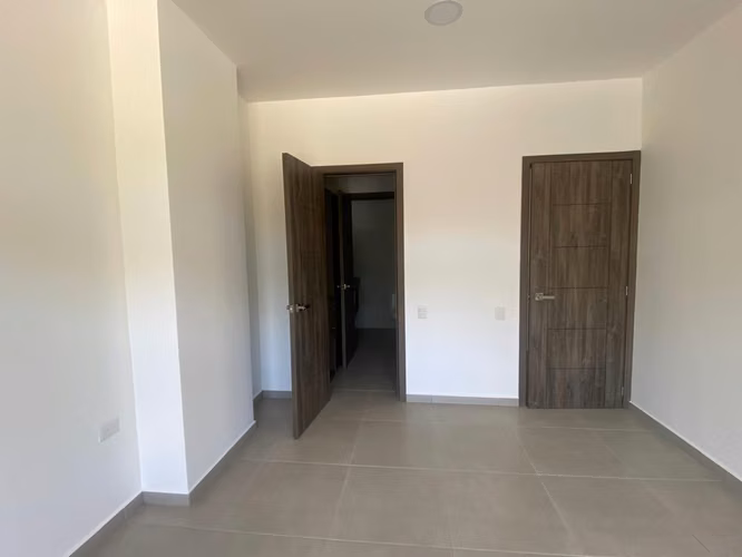  SE ALQUILA APARTAMENTO ATLOFT TUSCANIA Zaragoza, La Libertad, Con vista a la Laguna Características: 102.82 m² de const - Imagen 15