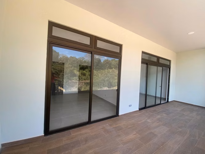  SE ALQUILA APARTAMENTO ATLOFT TUSCANIA Zaragoza, La Libertad, Con vista a la Laguna Características: 102.82 m² de const - Imagen 9