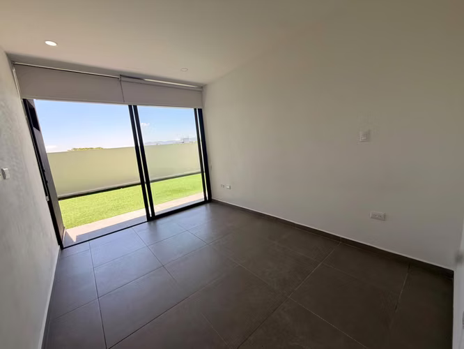 APARTMENT FOR RENT IN COLONY STEP - 124; TOWER TRIU