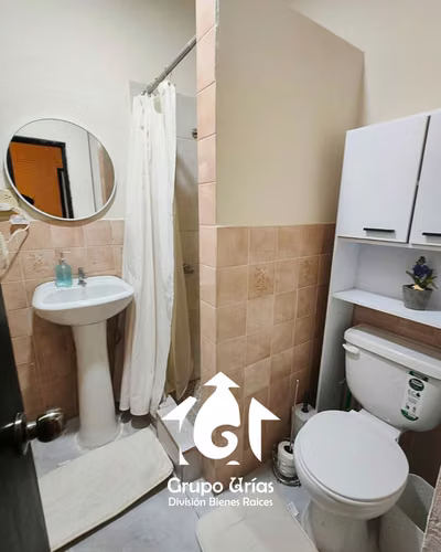 SE ALQUILA CASA COMPLETAMENTE AMUEBLADA - SANTA ELENA