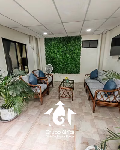 SE ALQUILA CASA COMPLETAMENTE AMUEBLADA - SANTA ELENA