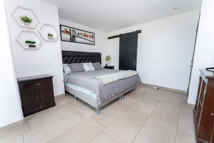 Se Vende Apartamento Grande en Colonia Escalón  - Imagen 9