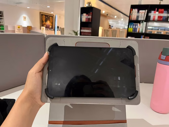 Tablet Samsung Galaxy Tab A7 Lite/ 9"/ Wi-Fi + Celular/ 32GB/ Gris