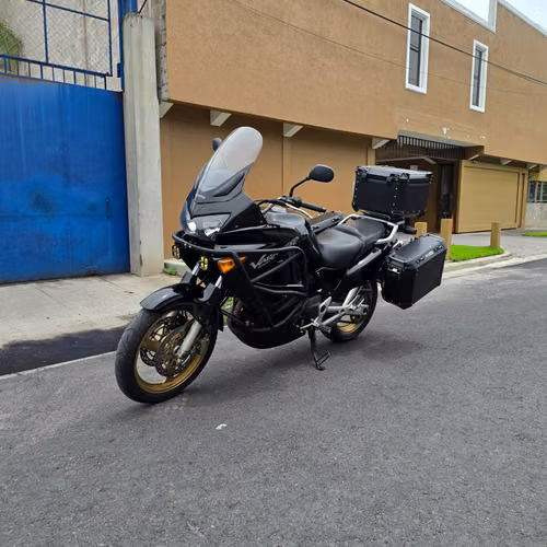 Honda Varadero XL 2003 motor 1000