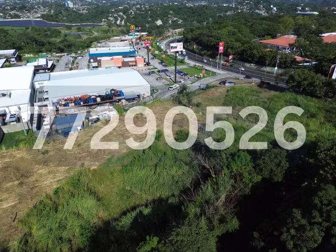 Terreno exclusivo para desarrollo - Imagen 12