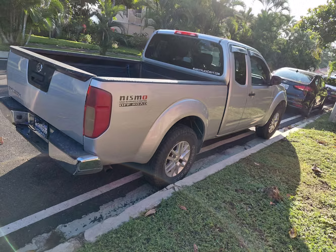 Vendo nissan frontier año 2016