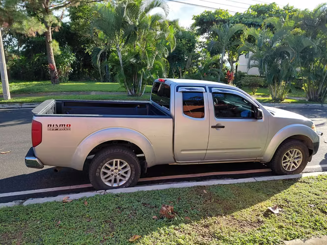 Vendo nissan frontier año 2016